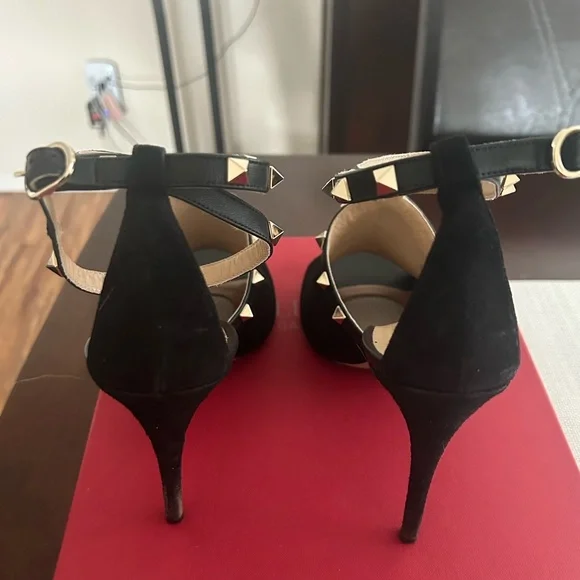 Valentino heels size 9.5. - Picture 2 of 5